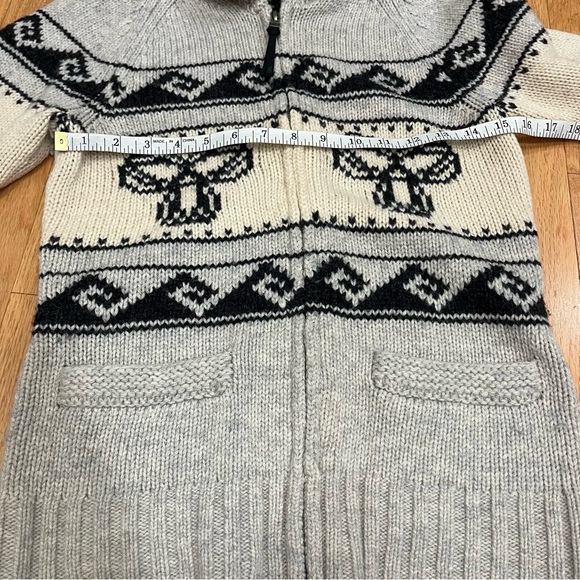 Aritzia TNA Lambswool Cowichan Zipper Cardigan - Picture 10 of 10